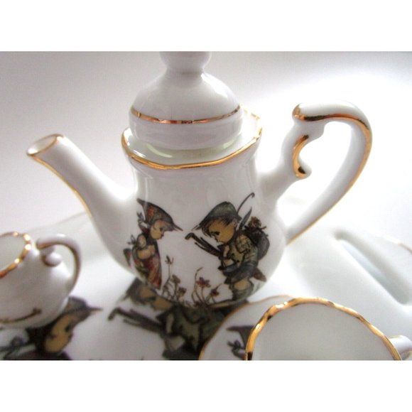 MJ Hummel Germany - Reutter Porzellan - Miniature Doll Porcelain Tea Set - VTG - Picture 4 of 16